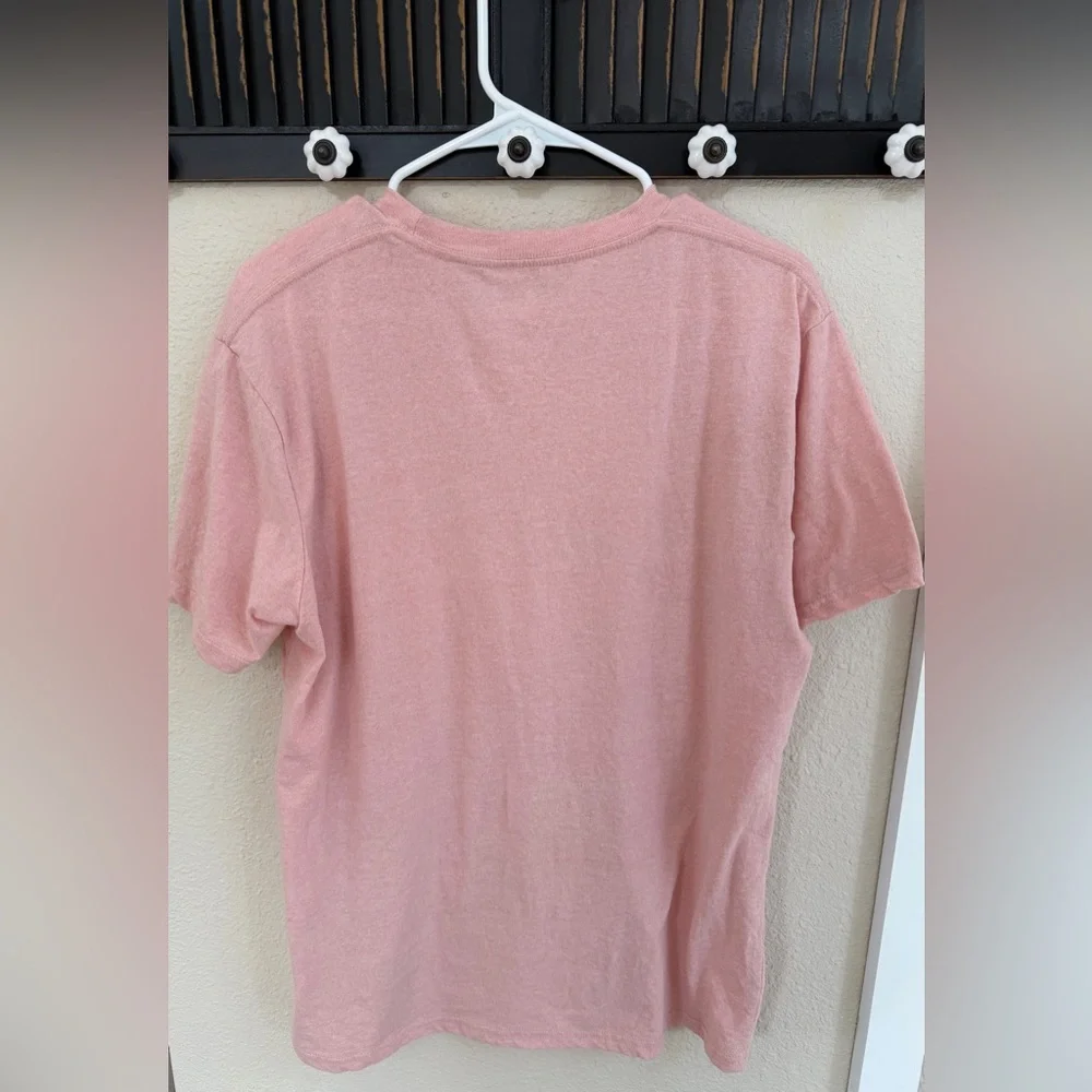 Fun “American Woman” T. Size large. Great condition. - Picture 3 of 4